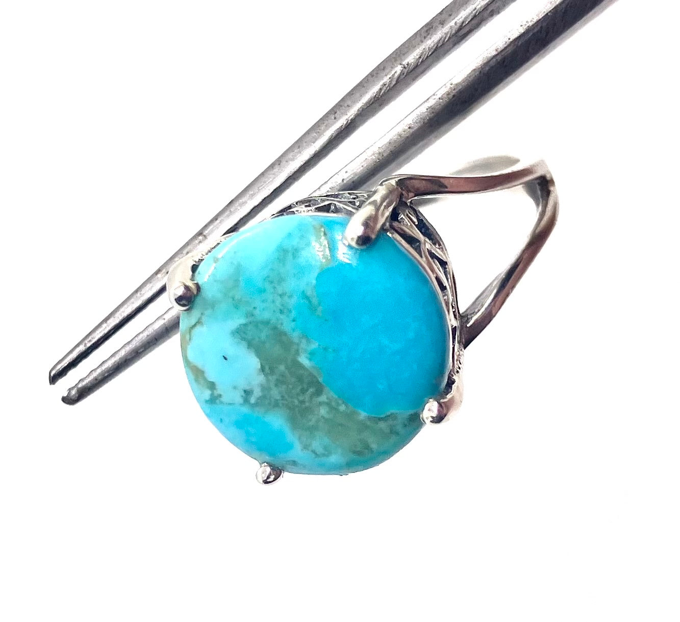 Natural Baby Blue Mohave Turquoise Sterling silver ring!