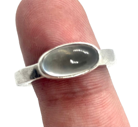 Vintage Natural Moonstone Sterling silver ring!