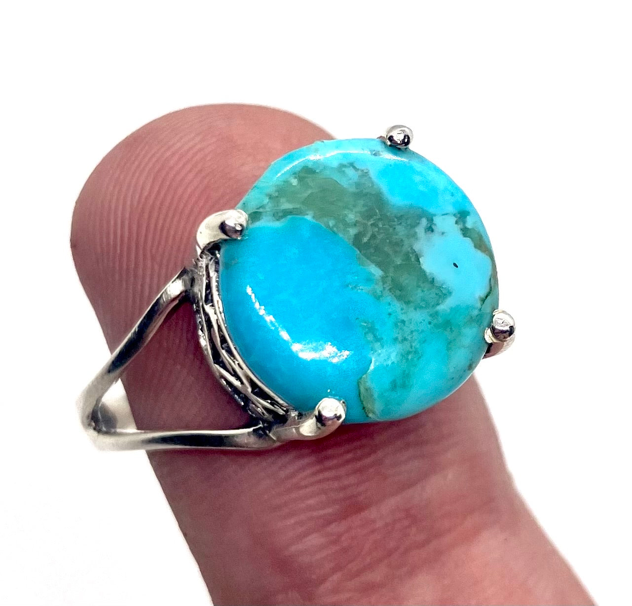 Natural Baby Blue Mohave Turquoise Sterling silver ring!